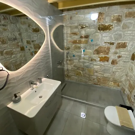 Kastro Stone House Ii