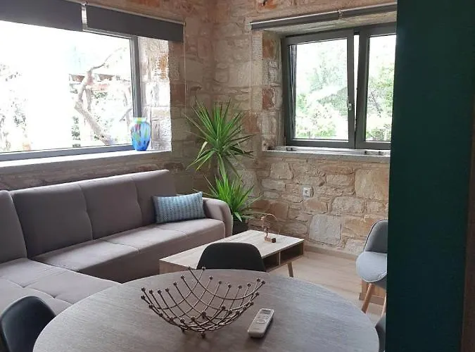 Kastro Stone House Ii Villa